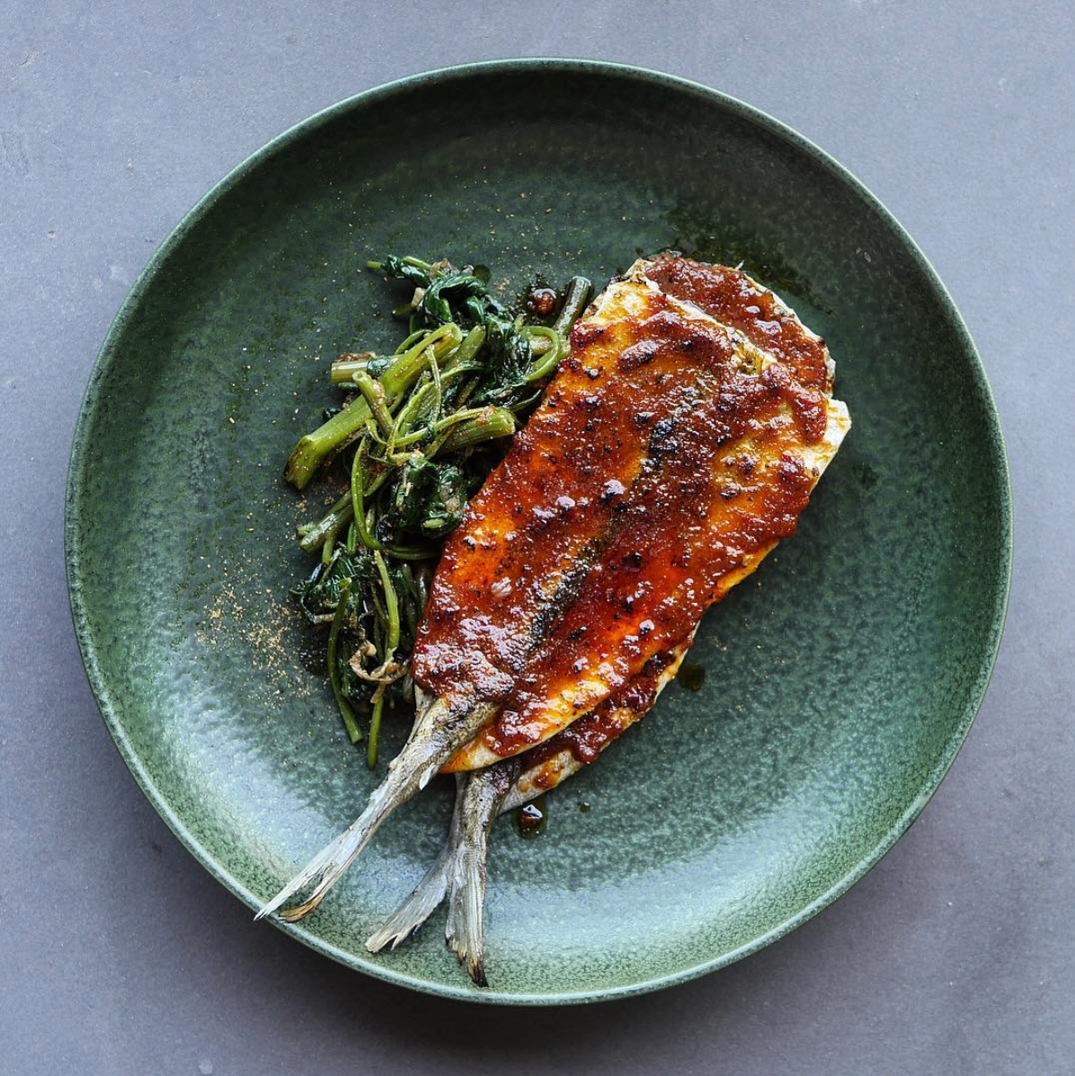 Bowl Oval 16cm Green Fade Glaze - Product image 4