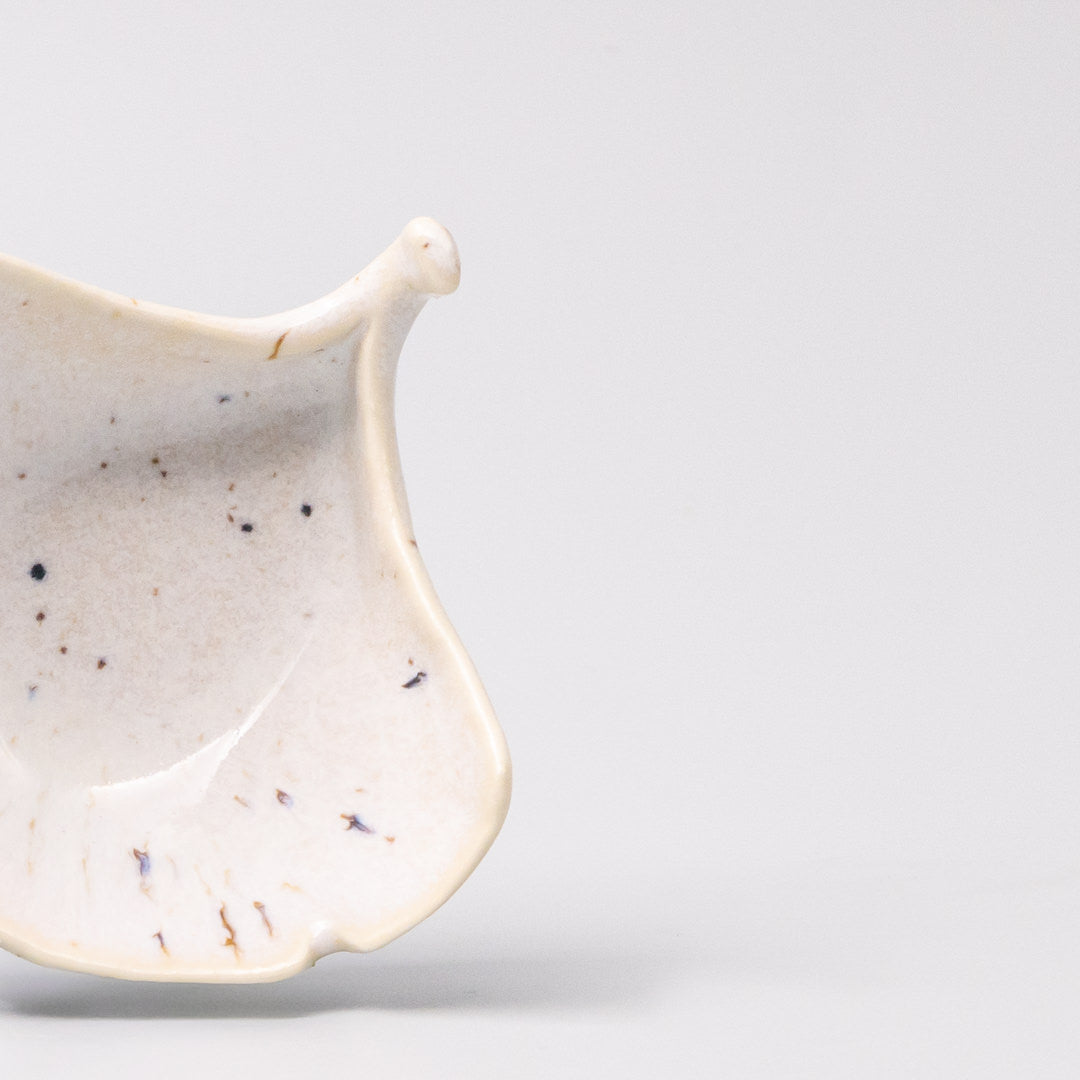 Gingko Leaf Sauce Dish 30ml Ivory Fleck - Product image 4